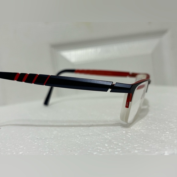 Ad-lib Designed in France Titanium Eyewear - Picture 11 of 15